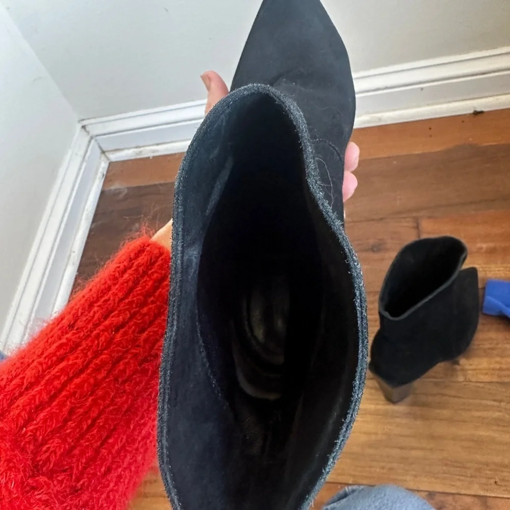 FENDI pointy toe black leather heeled winter boots - Picture 6 of 8